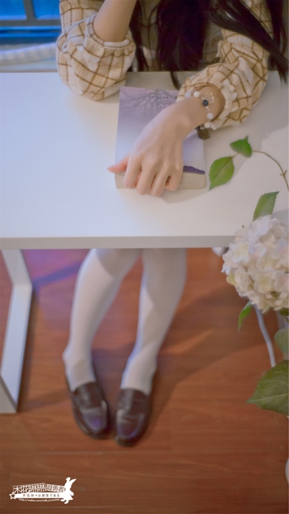木花琳琳是勇者 NO.020 白丝后入.jpg 木花琳琳是勇者 NO.020 白丝后入.jpg